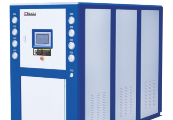 Water-cooled modular chiller